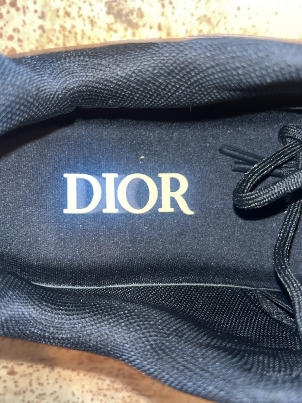 Dior Men’s Black Athletic Sneakers with Subtle Gray Accents - Picture 5 of 13